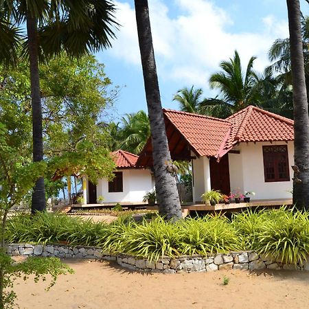 Nirukthie Beach Resort & Restaurant Kalpitiya Zewnętrze zdjęcie