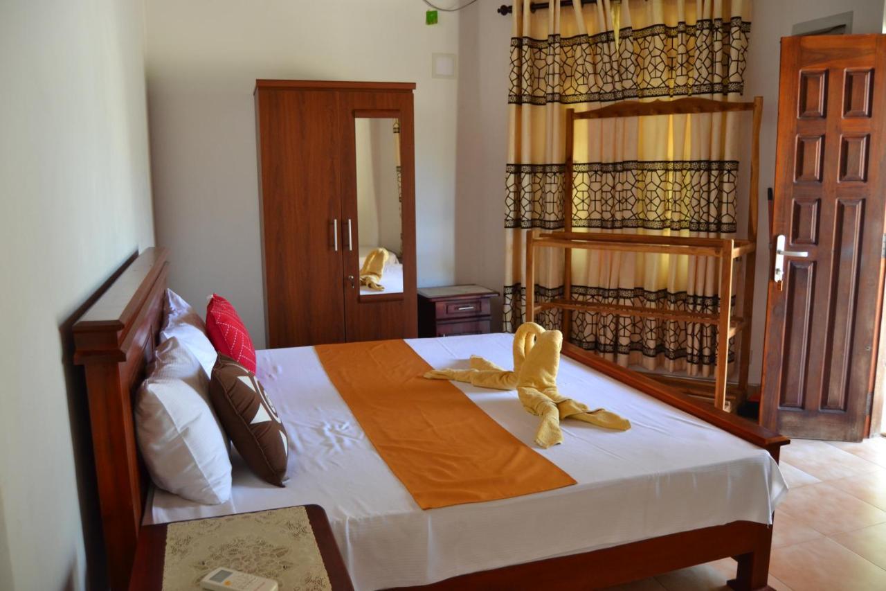 Nirukthie Beach Resort & Restaurant Kalpitiya Zewnętrze zdjęcie