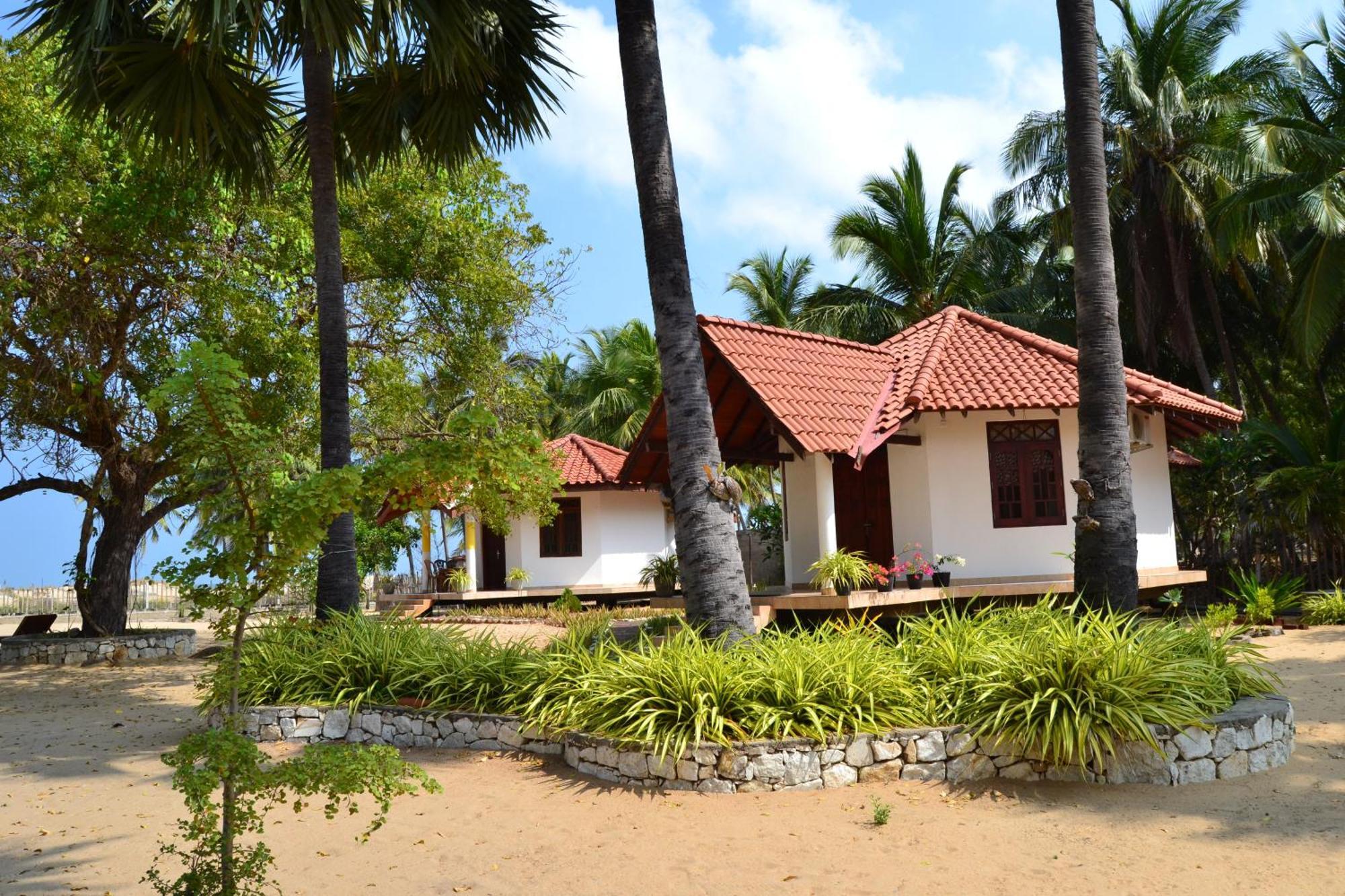 Nirukthie Beach Resort & Restaurant Kalpitiya Zewnętrze zdjęcie