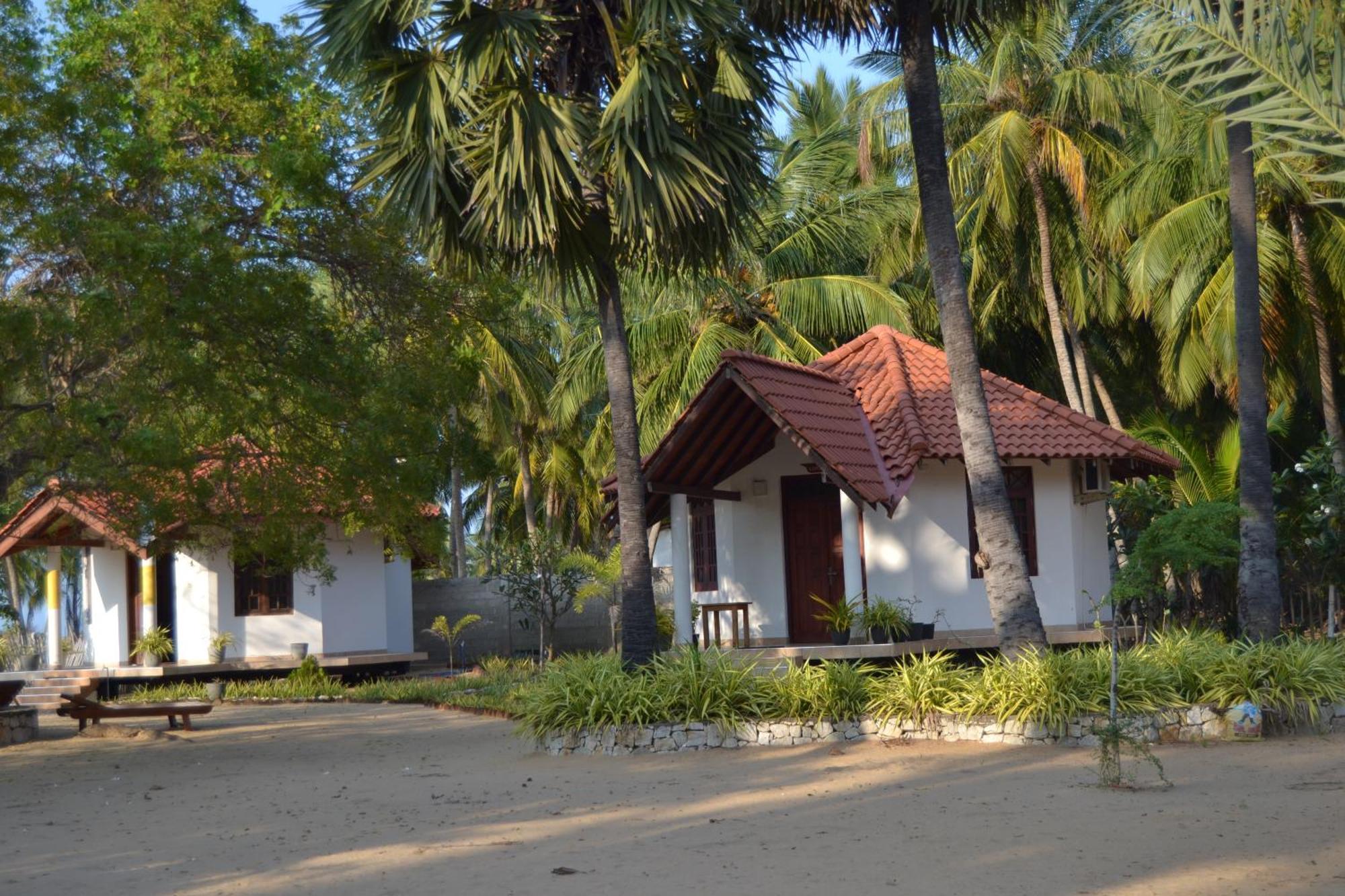Nirukthie Beach Resort & Restaurant Kalpitiya Zewnętrze zdjęcie